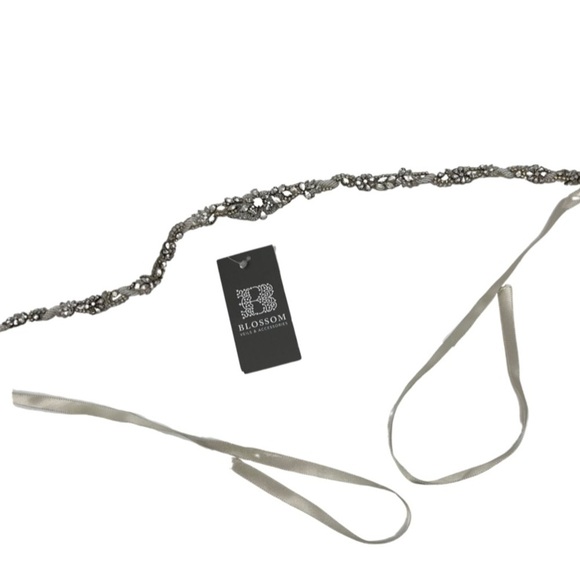 Blossom Veil & accesories Accessories - Blossom Veil & Accesories New rhinestone headband belt sash